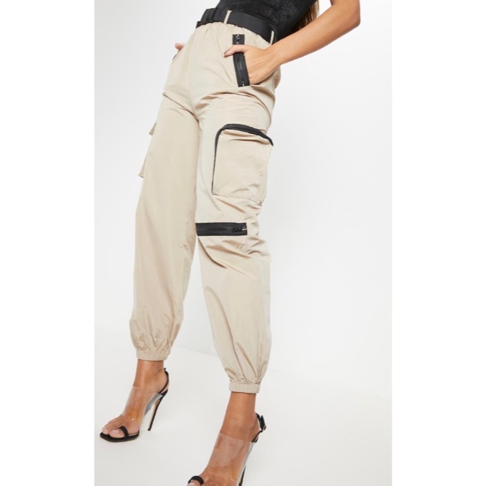 Stone shell belted pocket detail jogger